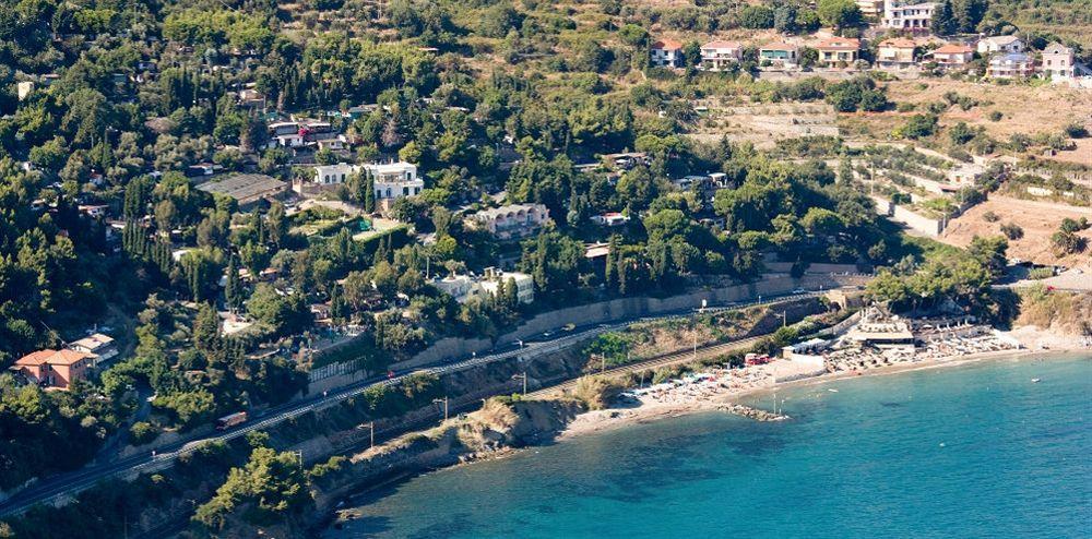 Baba Residences Alassio Exterior foto